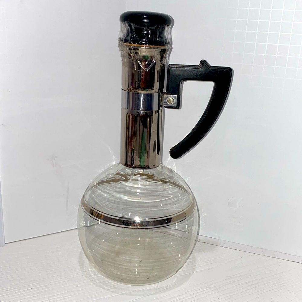Inland XXX Vintage Hand Blown Coffee Carafe Black Cap Bakelite Handle